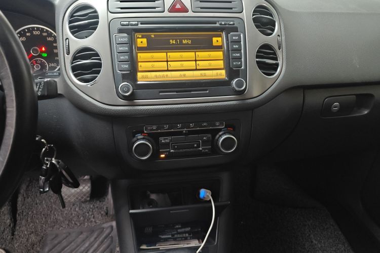 Used Volkswagen Tiguan L 2010 1.8 TSI Automatic Two-Wheel Drive Trend Edition
