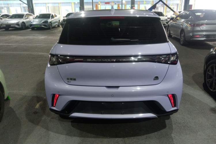 Used BYD Dolphin 2023 420 km Fashion Edition