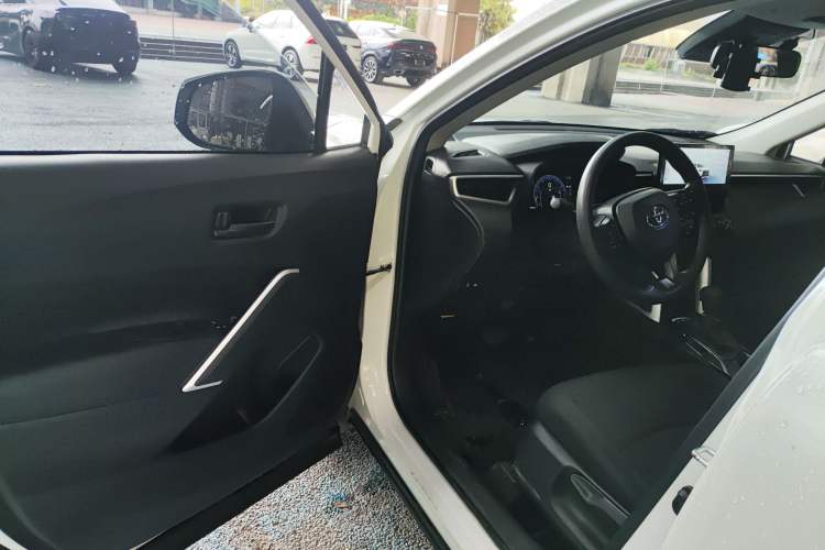 Used Toyota Corolla Cross 2023 2.0L Pioneer Edition Driver Seat