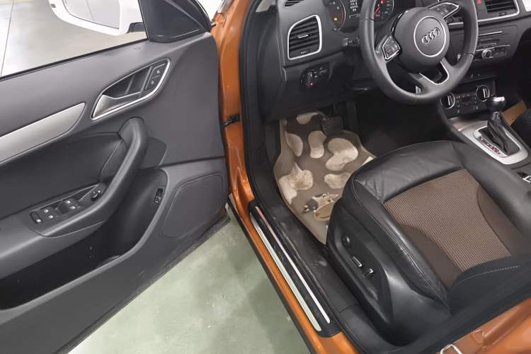 Used Audi Q3 2017 35 TFSI Fashion Model
