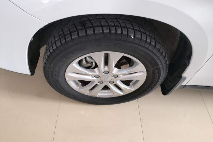 Used Haval M6 2019 1.5T DCT Two-Wheel Drive Elite Version China VI Standard Exterior 4