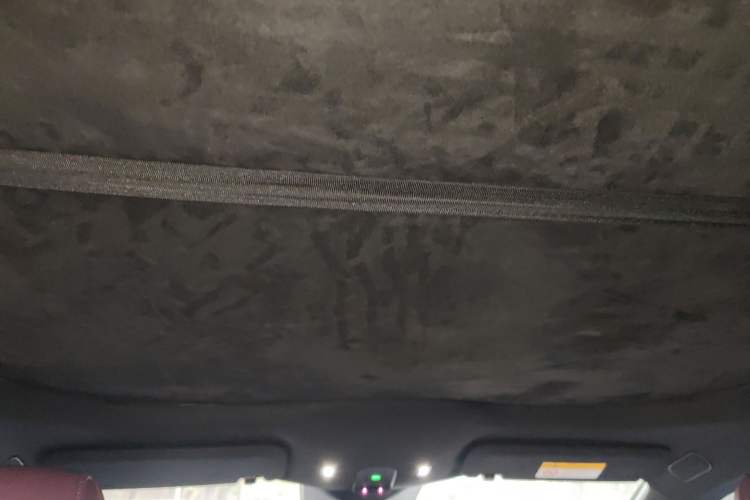 Used Nio ET5 2022 75 kWh Headliner