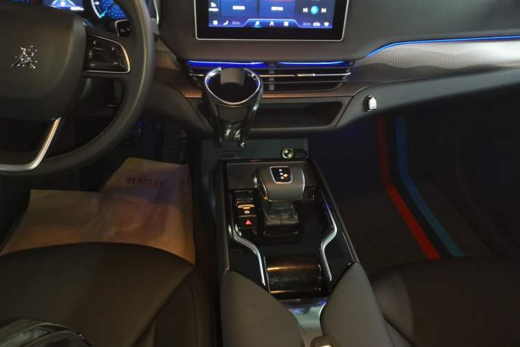 Used Hongqi E-QM5 2023 Base Travel Edition
