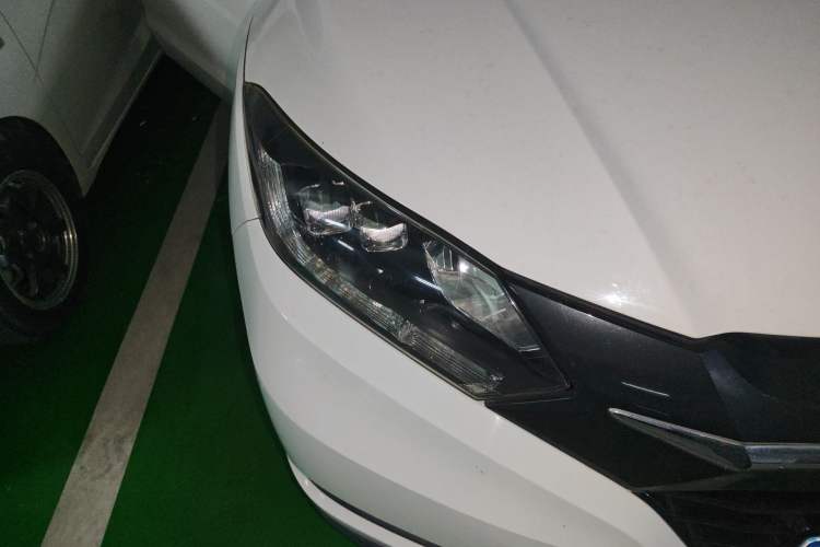 Used Honda Vezel 2017 1.8L CVT Front-Wheel Drive Pioneer Edition