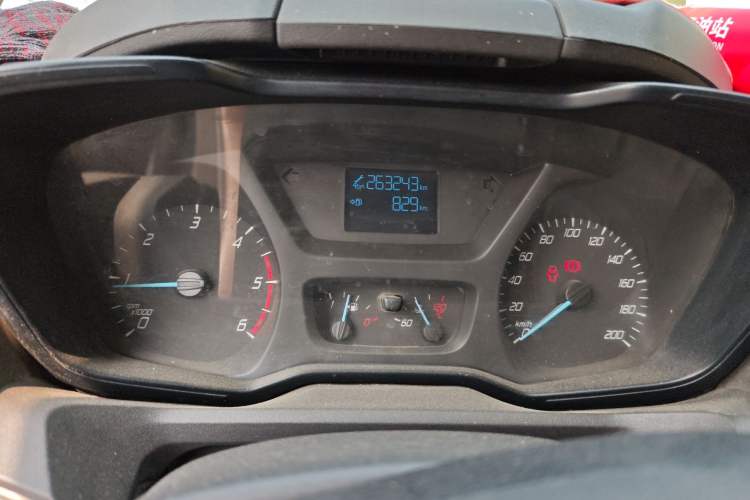 Used Ford Transit 2017 2.0T Diesel Multi-Function Commercial Vehicle Short Wheelbase Mid-Roof China V Standard