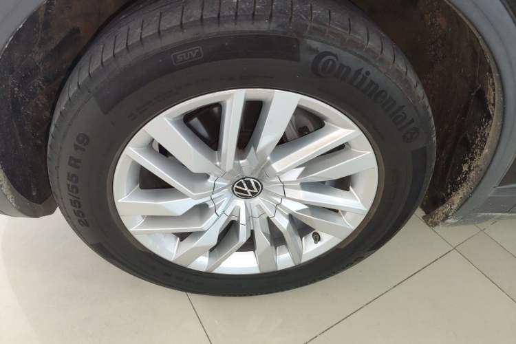 Used Volkswagen Touareg 2021 2.0 TSI Flagship Special Edition
