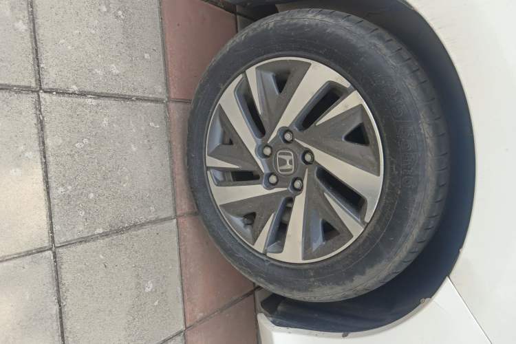 Used Honda Crider 2019 180 Turbo CVT Comfort Edition China V Right Front Wheel Hub