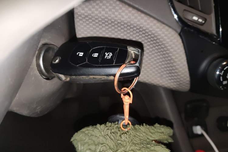 Used Chevrolet Cruze 2016 1.5L Automatic Stylish Sunroof Version Vehicle Key