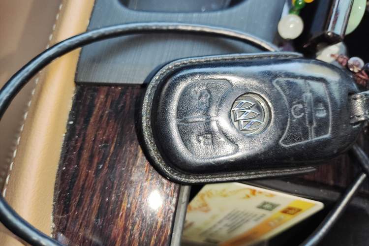 Used Buick LaCrosse 2019 28T Prestige Model
