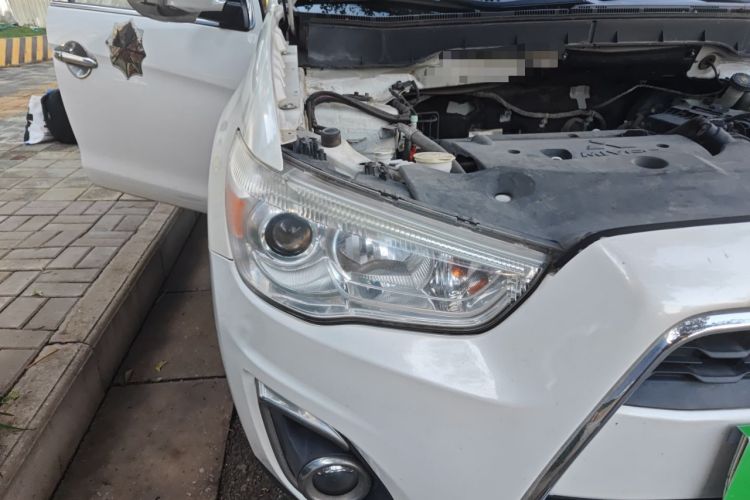 Used Mitsubishi ASX 2015 2.0L CVT Two-Wheel Drive Elite Edition