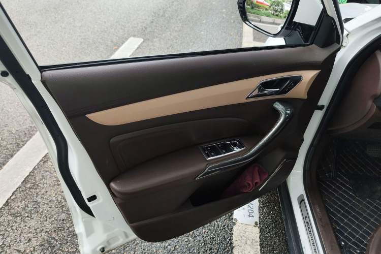 Used Leopaard CS9 2018 1.5T CVT Jingrui Model Interior 7