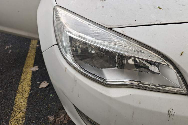 Used Buick GT 2012 XT 1.6L Automatic Fashion Edition
