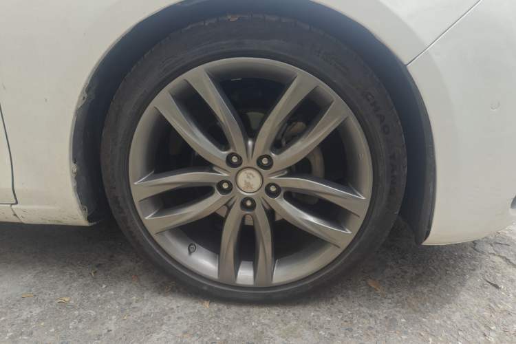 Used Hongqi H5 2018 30TD Smart Connect Dynamic Edition
