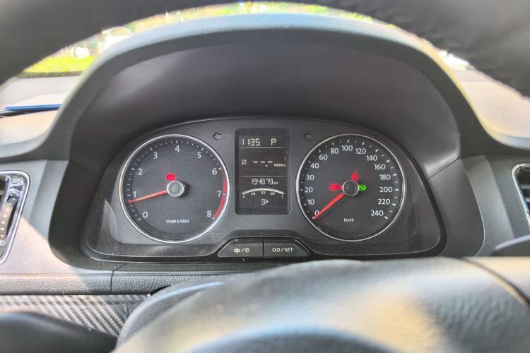 Used Volkswagen Cross Lavida 2014 1.4TSI DSG Instrument Cluster