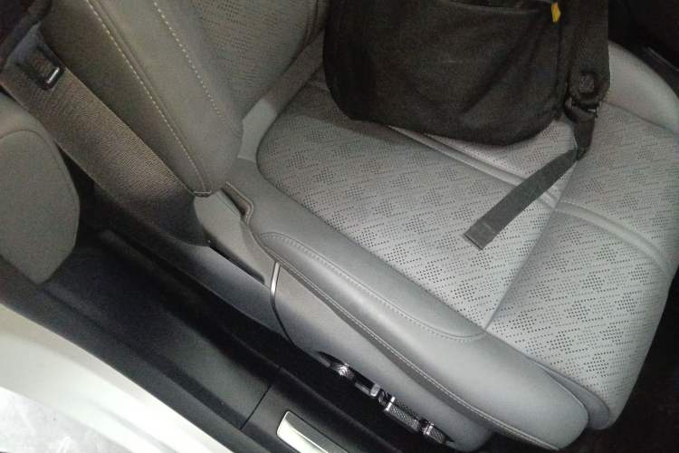 Used Zeekr 7X 2025 75 kWh Rear-Wheel Drive Intelligent Driving Version
