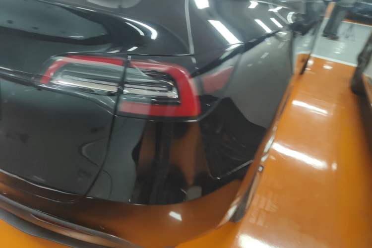 Used Tesla Model Y 2021 Standard Range Rear-Wheel Drive Version
