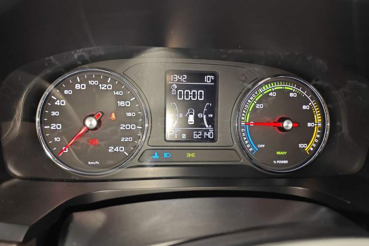 Used Roewe i6 New Energy 2017 45T Hybrid Connect & Smart Enjoyment Edition