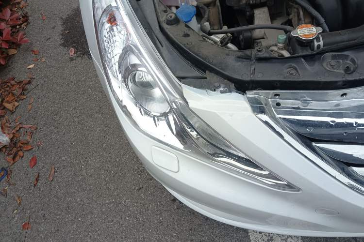 Used Hyundai Sonata 2011 2.0L Automatic Top-Grade Version
