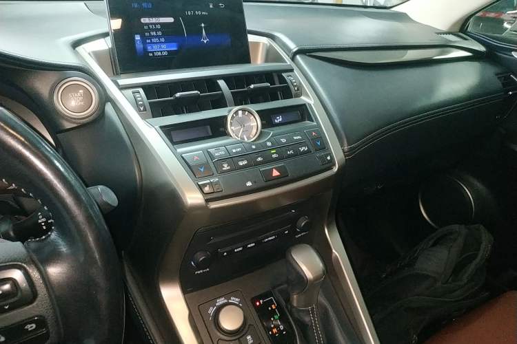 Used Lexus NX 2016 200 All-Wheel Drive FENGSHANG Version
