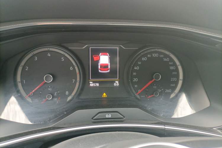 Used Volkswagen Tayron 2019 330TSI Two-Wheel-Drive Luxury Version China V Emission Standard
