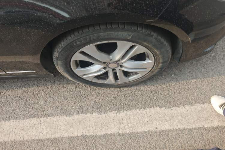 Used Mercedes-Benz E-Class 2012 E 260 L CGI Fashion Model
