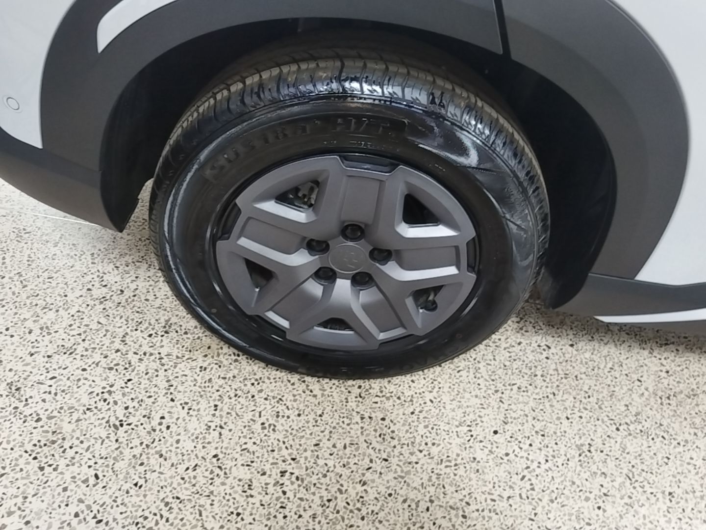BYD Yuan UP 2025 Intelligent Driving Version 401 KM Dynamic Edition — снимка 11
