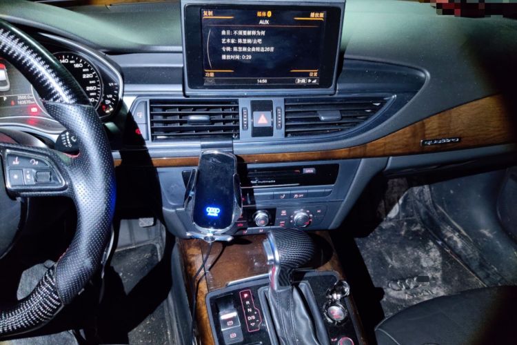 Used Audi A7 2013 50 TFSI quattro Comfort trim Audio And AC Panel