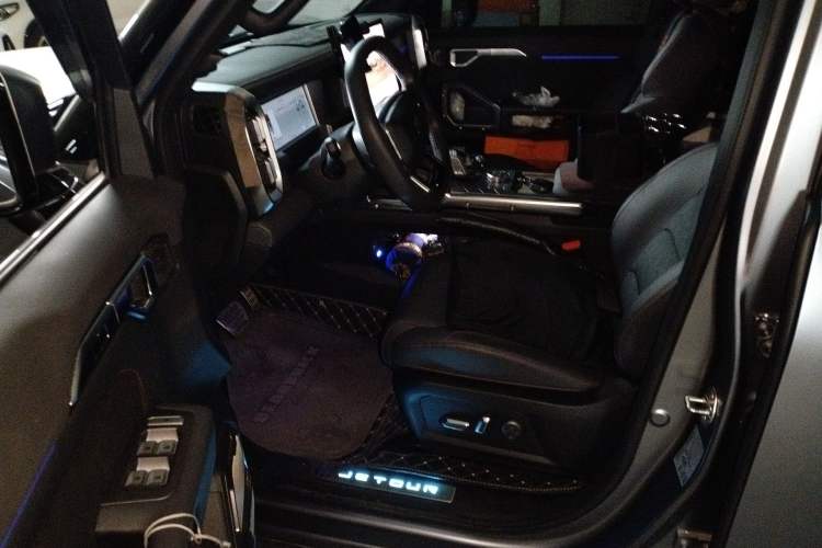 Used JETOUR Shanhai Traveler C-DM 2024 C-DM 208KM Mountain & Wilderness Edition