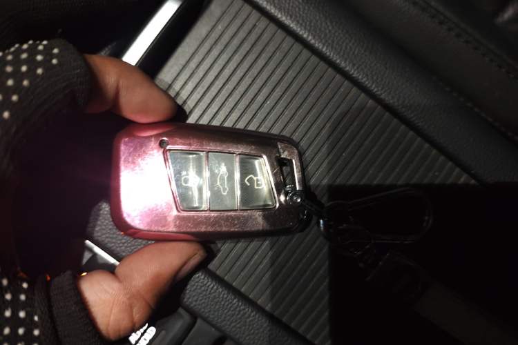 Used Volkswagen Magotan 2018 330TSI DSG Advanced Model Vehicle Key