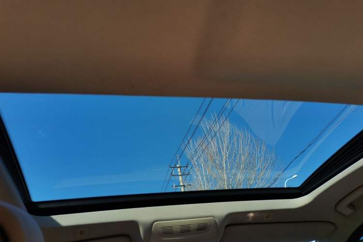 Used BMW 5 Series 2013 525Li Luxury Model
