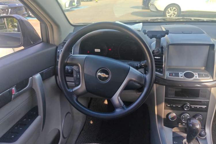 Used Chevrolet Captiva 2014 2.4L Two-Wheel Drive City Edition 5 Seats
