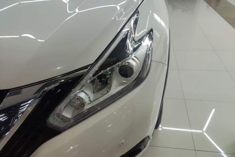 Used Nissan Murano 2021 2.5L XL Two-Wheel Drive Smart Connect Luxury Edition Left Front Headlight