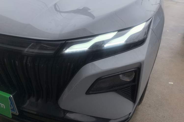 Used Dongfeng Aeolus Huge 2022 Mach Power 1.5T Dare-to-Drive Edition · Enjoyably悦