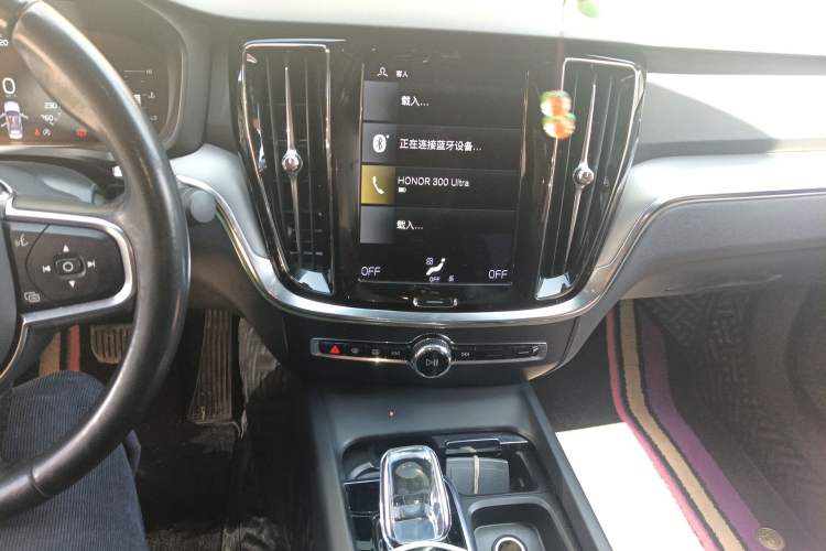 Used Volvo S60 2022 B4 Zhiyi Luxury Edition