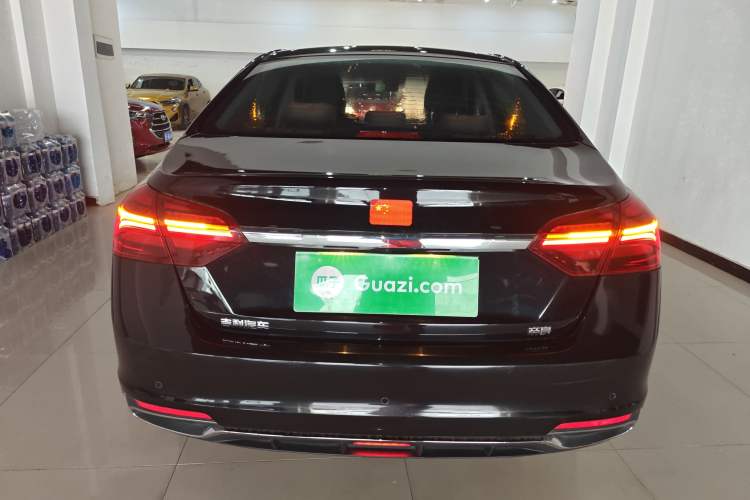 Used Geely Auto Emgrand 2019 Leading Edition 1.5L Manual Luxury Model China VI Standard
