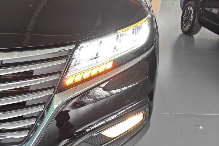 Used Roewe RX5 2020 20T Automatic Ali Smart Connectivity Beyond Intelligent Edition Left Front Headlight