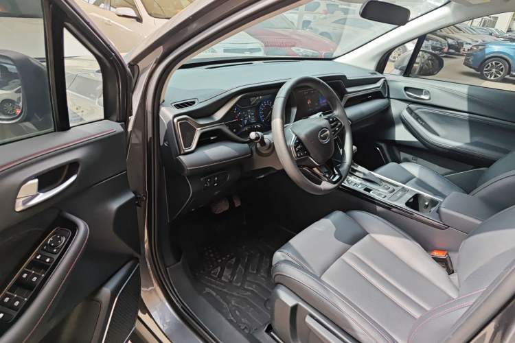 Used GAC Trumpchi GS4 2021 270T Automatic Elite Tech Edition Driver Seat