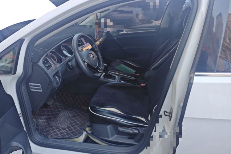 Used Volkswagen Golf 2014 1.6L Automatic Comfort Model
