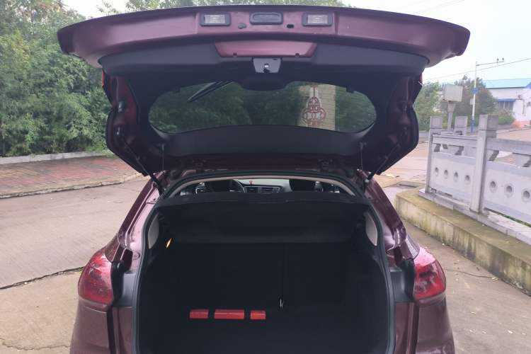 Used Citroen C3-XR 2015 1.6THP Automatic Pioneer Model
