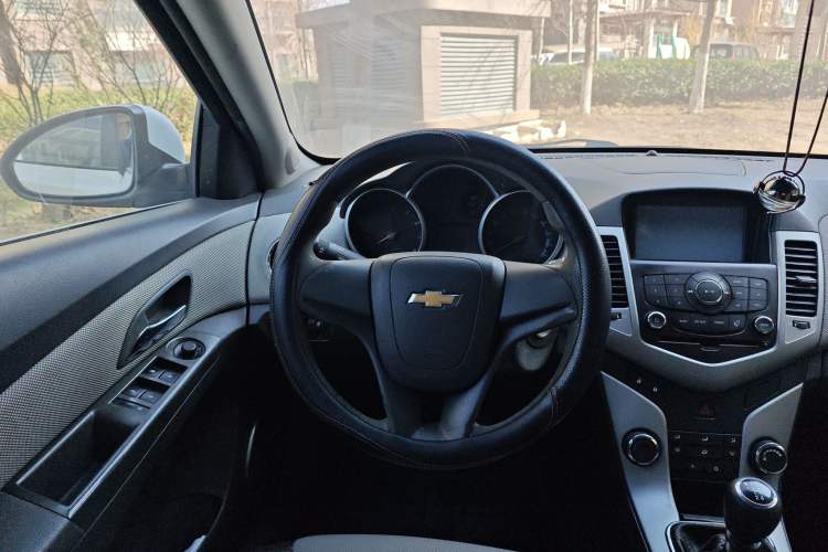 Used Chevrolet Cruze 2013 1.6L SE MT