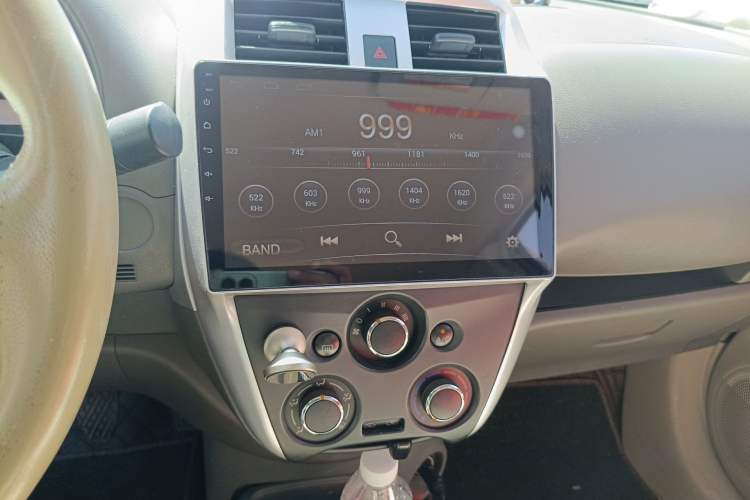 Used Nissan Sunny 2015 1.5XE Manual Comfort Edition Audio And AC Panel