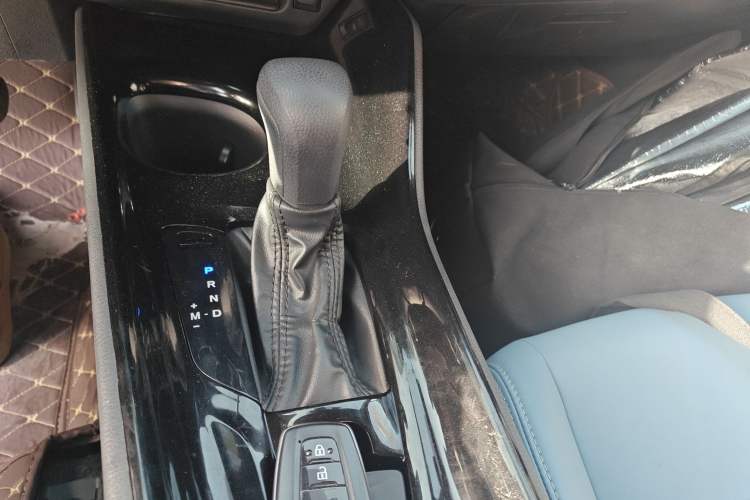 Used Toyota IZOA 2021 2.0L Enjoy Edition