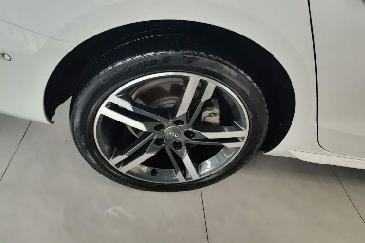 Used Audi A4L 2020 40 TFSI Luxury Dynamic Model