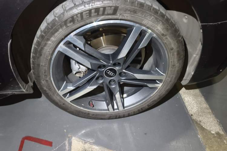 Used Audi A4L 2022 40 TFSI Luxury Dynamic Model
