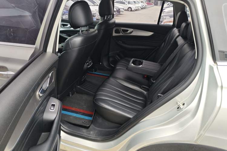 Used Roewe RX5 MAX 2019 300TGI Manual 4G Connect Luxury Edition Left Rear Seat