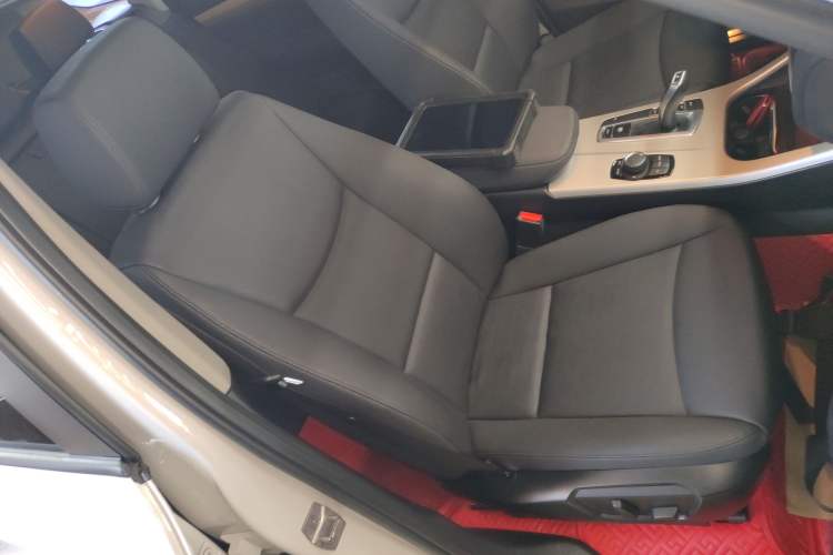 Used BMW X3 2016 sDrive20i
