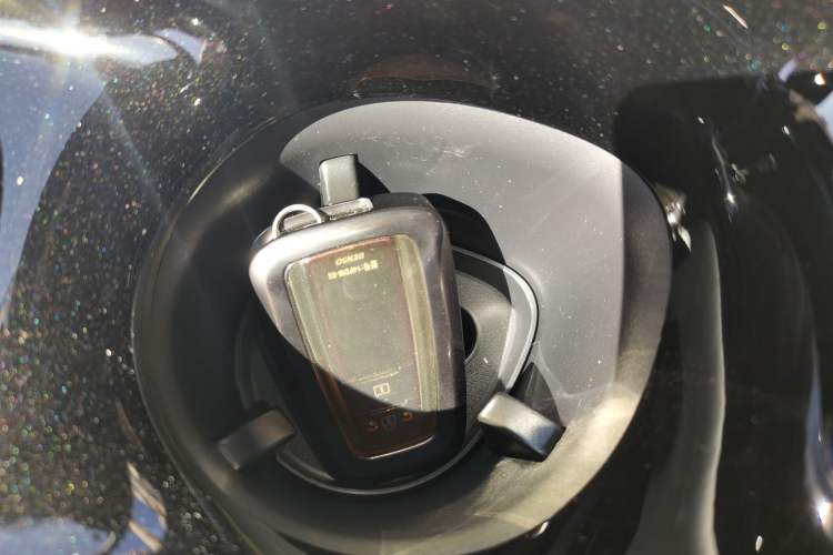 Used Toyota IZOA 2018 2.0L Yichi Edition China V Standard