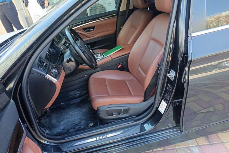 Used BMW 5 Series 2014 530Li Leading Model Left Front Seat