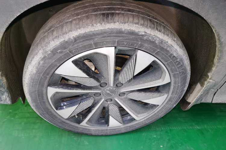 Used BYD Song PLUS New Energy 2025 EV 520km Luxury Version