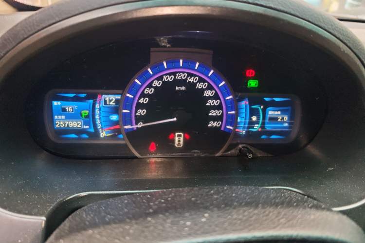 Used BYD S6 2011 2.4L Automatic Luxury Edition
